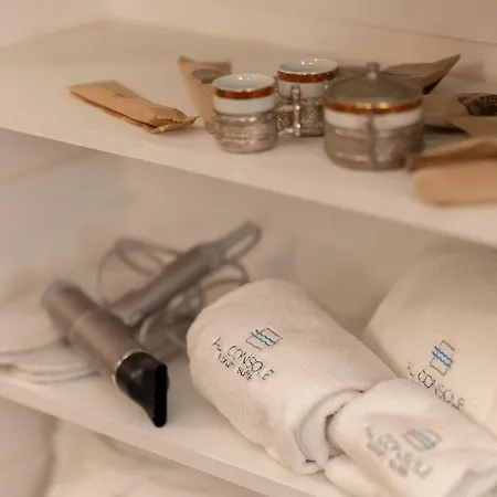 Al Console Le Dimore בית הארחה מונופולי